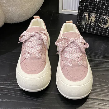 Популярни малки бяло-розови парусиновые обувки с дебела подметка за жени, пролет 2023, нова универсална ежедневни спортни обувки